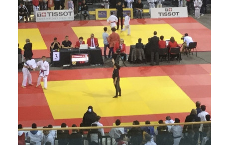 UNE JEUNE ARBITRE A L’HONNEUR 